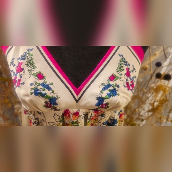 ECI Silky Slip Dress With Vibrant Floral Design - Picture 3 of 6